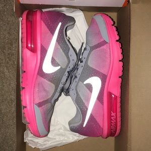 Nike Air Max Sequent (GS) youth size 5